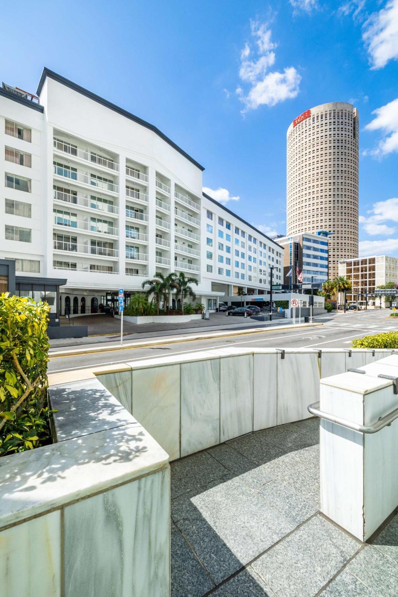 Hotel Tampa Riverwalk Exterior foto